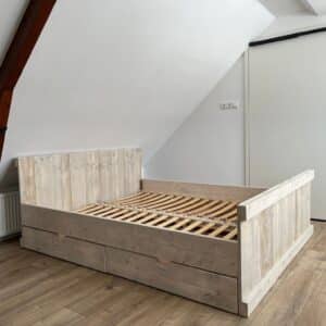 Robuust steigerhouten tweepersoonsbed Tulsa