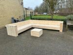 Steigerhouten loungebank Tucson met blok armleuningen