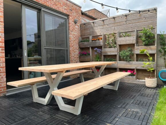 Douglashout picknicktafel Clune met stalen X poten