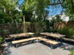 Tuintafel Oscar douglashout met stalen trapezium poten