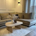 Kiezelvormige eikenhouten salontafel Paris