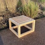 Douglas houten hocker Veer