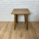 Mangohouten krukje/nachtkastje Vita