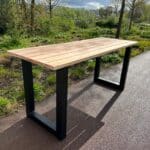 Douglashouten sta/bartafel Carola met stalen U poten