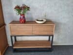 Eiken sidetable Lois