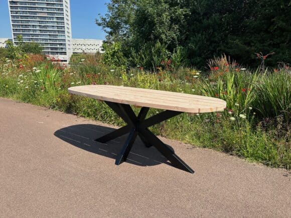 Steigerhouten tafel Stijn met ovaal blad