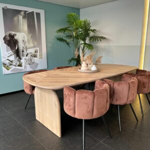 Eikenhouten tafel April met visgraat blad