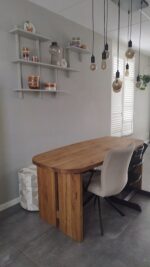 Eikenhouten tafel Larissa