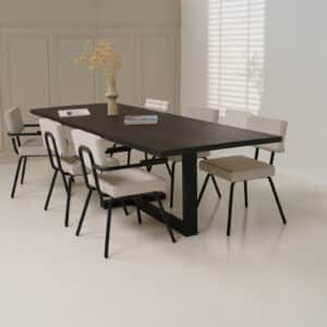 Eikenhouten tafel Kenya